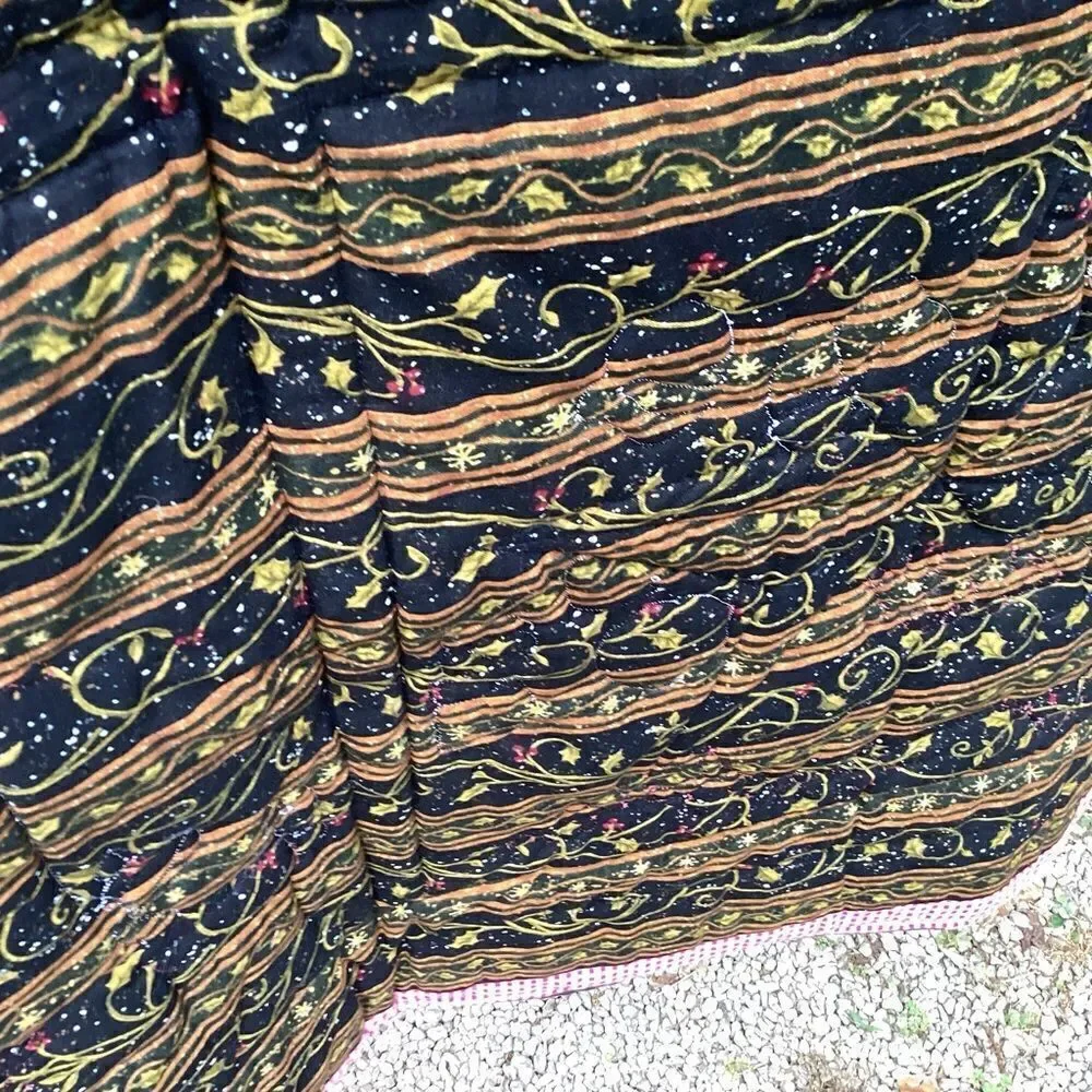 NWT. Hand Crafted from all new 100% cotton fabrics in a smoke free home.